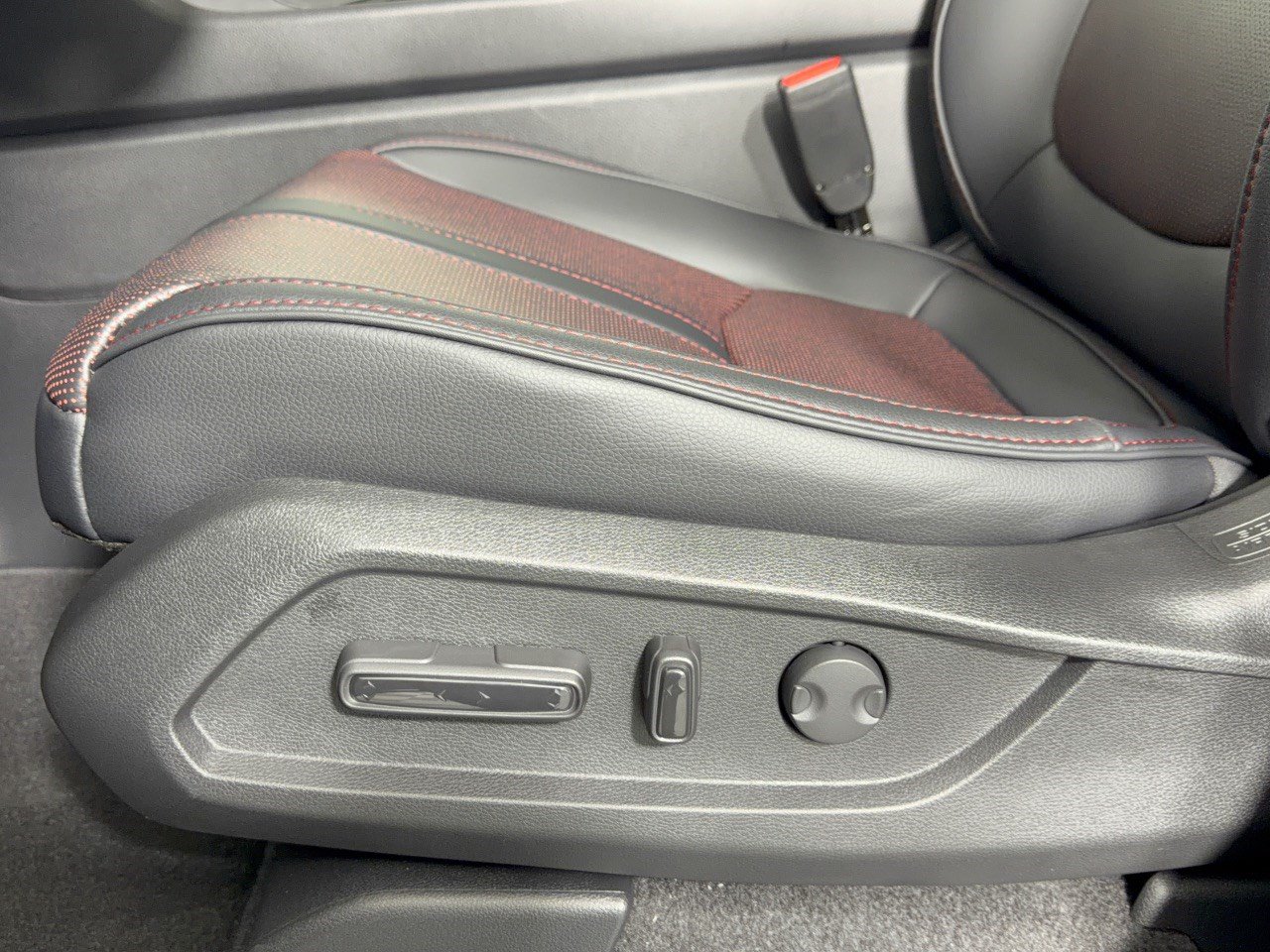 New 2026 Honda Pilot Black Edition image 16