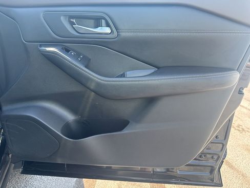 Used 2023 Nissan Rogue SL AWD/4WD image 53