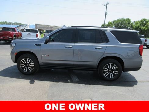 Certified 2021 GMC Yukon AT4 w/ AT4 Premium Plus Package AWD/4WD image 11