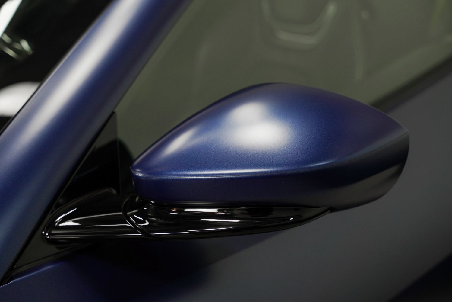 Used 2019 Ferrari Portofino RWD image 17