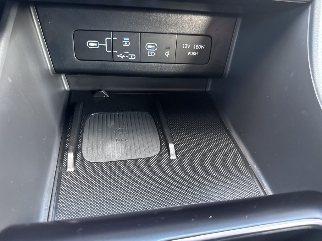 Certified 2025 Hyundai Sonata Limited FWD image 30