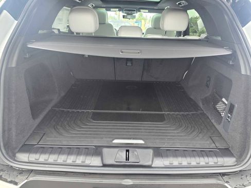 New 2026 Land Rover Range Rover Sport SE AWD/4WD image 17