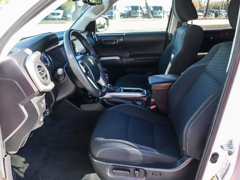 Certified 2023 Toyota Tacoma 4x4 Double Cab image 22