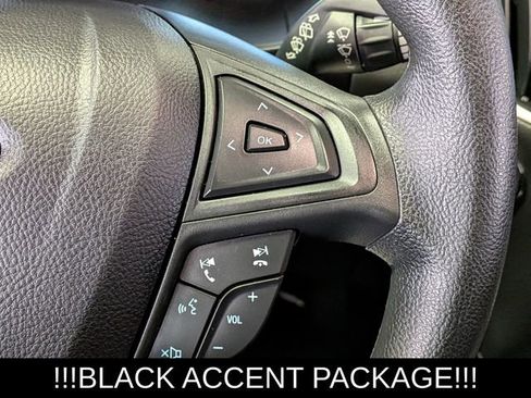 Used 2024 Ford Edge SE w/ Black Appearance Package image 24