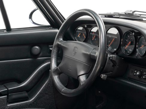 Used 1996 Porsche 911 Carrera 4S AWD/4WD image 36
