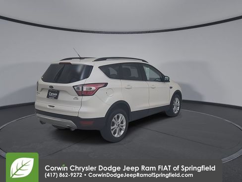 Used 2017 Ford Escape SE w/ SE Leather Comfort Package AWD/4WD image 14
