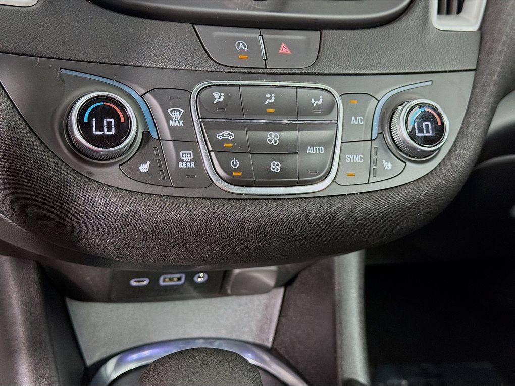 Used 2024 Chevrolet Malibu LT FWD image 20