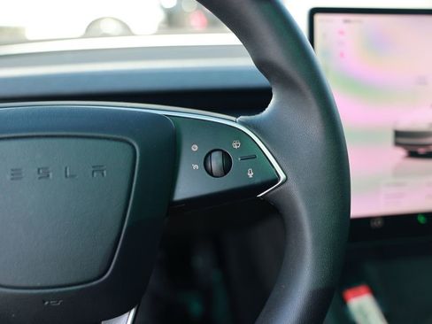 Used 2025 Tesla Model 3 Long Range AWD/4WD image 21
