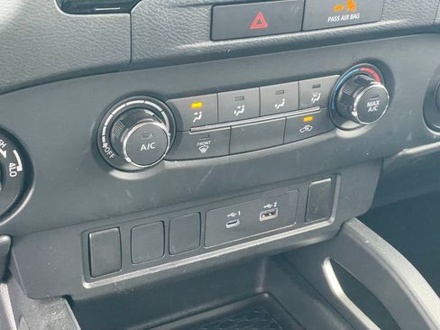 Certified 2022 Nissan Frontier SV image 23