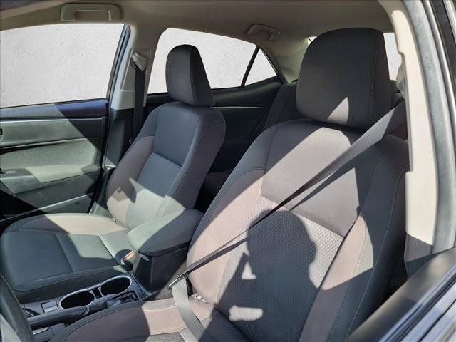 Used 2019 Toyota Corolla LE FWD image 13