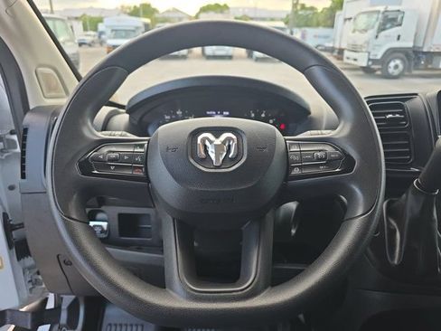 Used 2025 RAM ProMaster 2500 w/ Convenience Group FWD image 25
