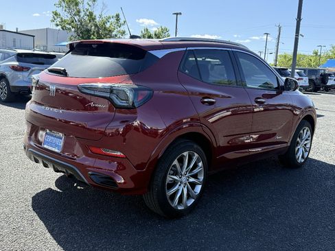 Used 2024 Buick Encore GX Avenir w/ Avenir Technology Package AWD/4WD image 5