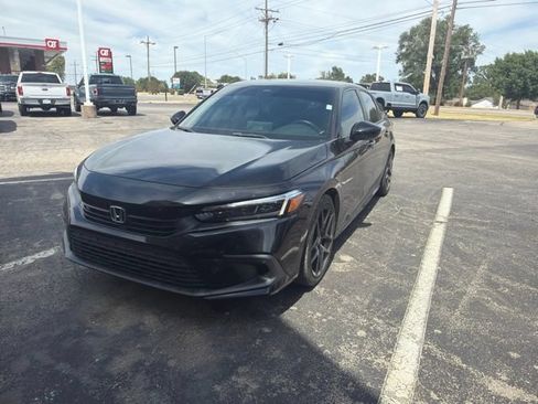 Used 2022 Honda Civic Sport image 1