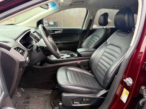 Used 2017 Ford Edge SEL w/ Equipment Group 201A image 2