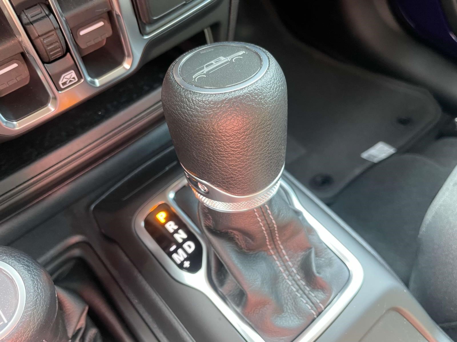 Used 2026 Jeep Gladiator Sport AWD/4WD image 28
