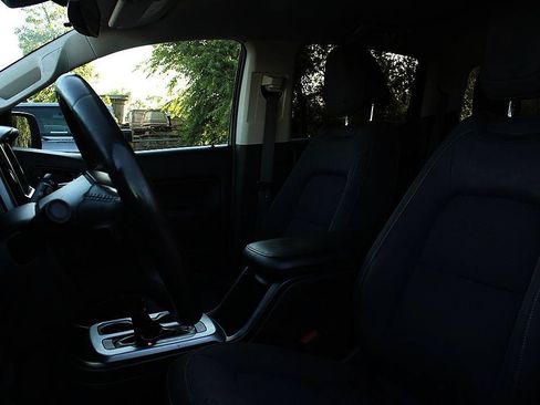 Used 2018 Chevrolet Colorado LT RWD image 15