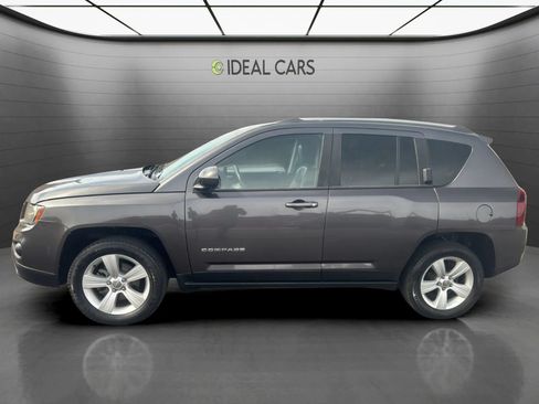 Used 2016 Jeep Compass Latitude AWD/4WD image 8