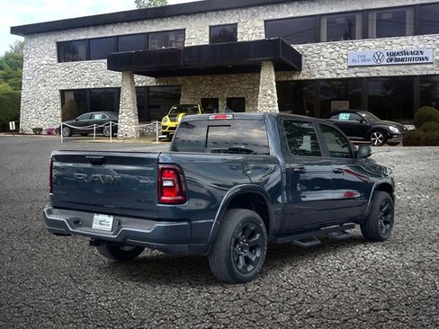 Used 2025 RAM 1500 Big Horn AWD/4WD image 6