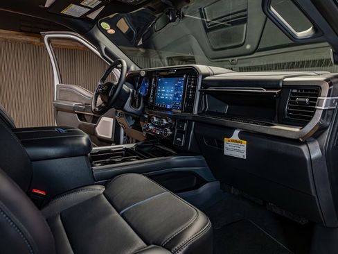 Used 2026 Ford F250 Platinum image 14