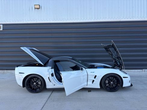 Used 2013 Chevrolet Corvette ZR1 w/ 3ZR Preferred Equipment Group image 37