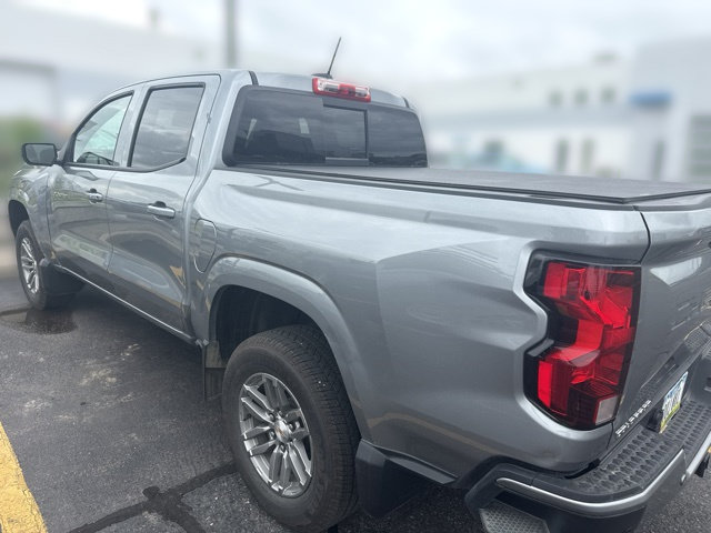 Used 2025 Chevrolet Colorado LT w/ Advanced Trailering Package AWD/4WD image 40