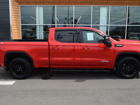 Used 2023 GMC Sierra 1500 Elevation w/ X31 Off-Road Package AWD/4WD image 1