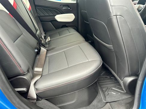 Certified 2024 GMC Canyon AT4X image 16