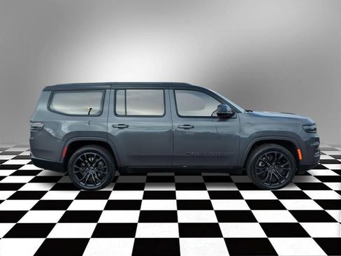 Used 2023 Jeep Grand Wagoneer Series III w/ Rear Seat Video Group 1 image 9