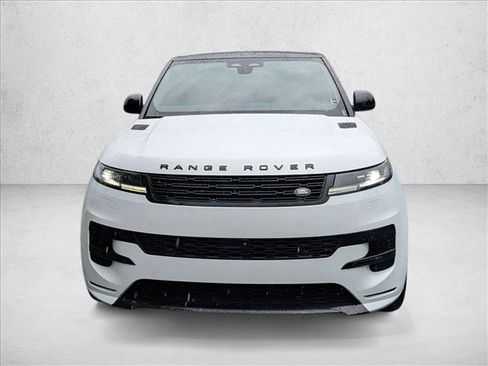 Used 2025 Land Rover Range Rover Sport Dynamic SE AWD/4WD image 5