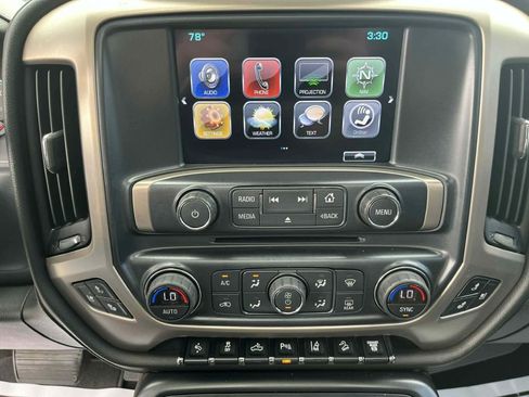 Used 2018 GMC Sierra 2500 Denali w/ Duramax Plus Package AWD/4WD image 22