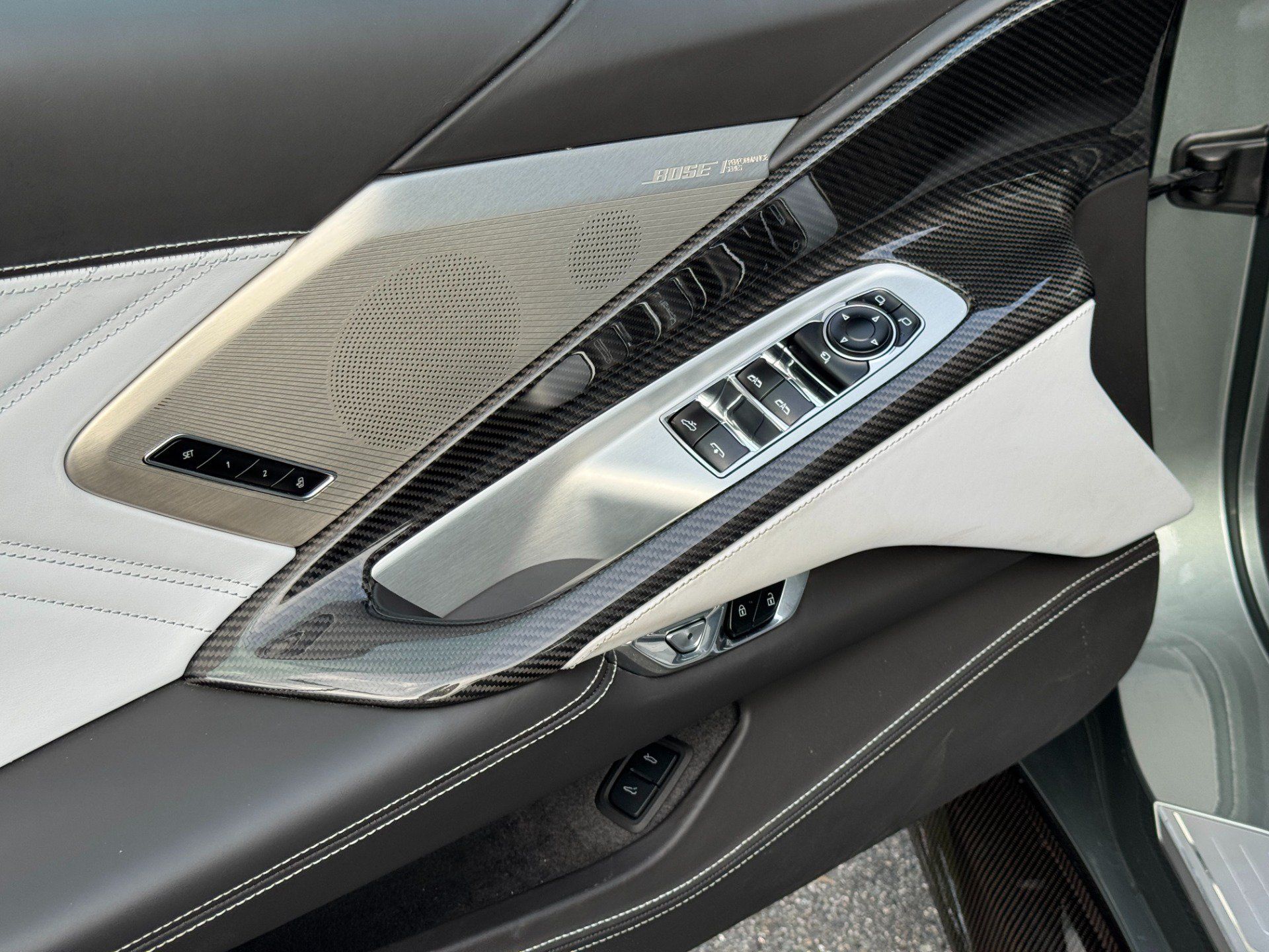 Used 2023 Chevrolet Corvette Z06 RWD image 32