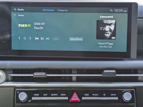 Used 2025 Hyundai Santa Cruz SEL FWD image 18