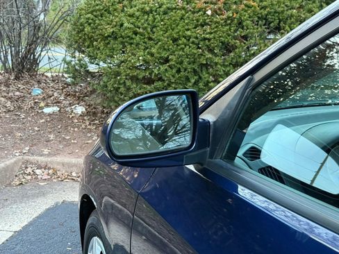 Used 2009 Hyundai Elantra GLS image 21