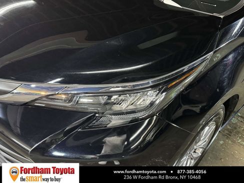 Used 2024 Toyota Sienna LE FWD image 10