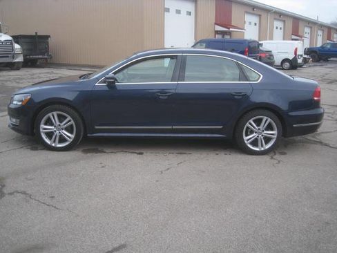 Used 2014 Volkswagen Passat TDI SEL Premium image 8