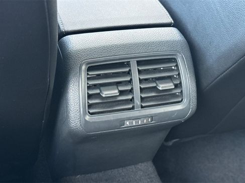 Used 2017 Volkswagen Golf Wolfsburg Edition image 16