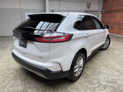 Certified 2022 Ford Edge SEL AWD/4WD image 5