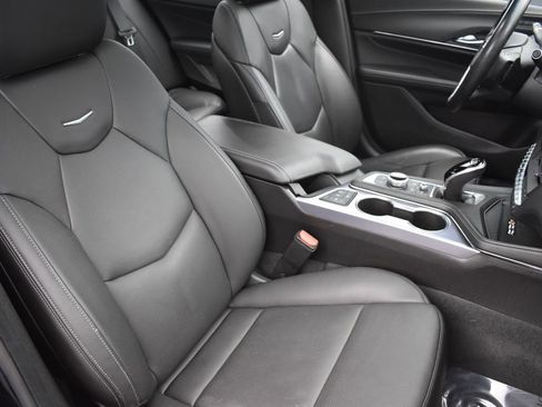 Used 2022 Cadillac CT4 Premium Luxury image 32