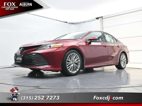 Used 2018 Toyota Camry XLE w/ Audio Package FWD image 21