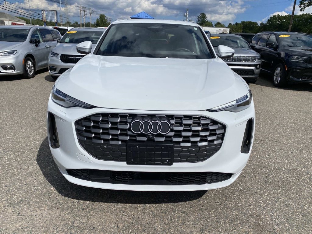 Used 2025 Audi Q5 Premium Plus AWD/4WD image 9