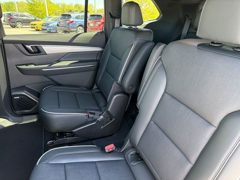 New 2026 Buick Enclave Preferred image 16