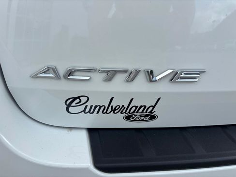 Used 2025 Ford Explorer Active w/ Active Comfort Package AWD/4WD image 4