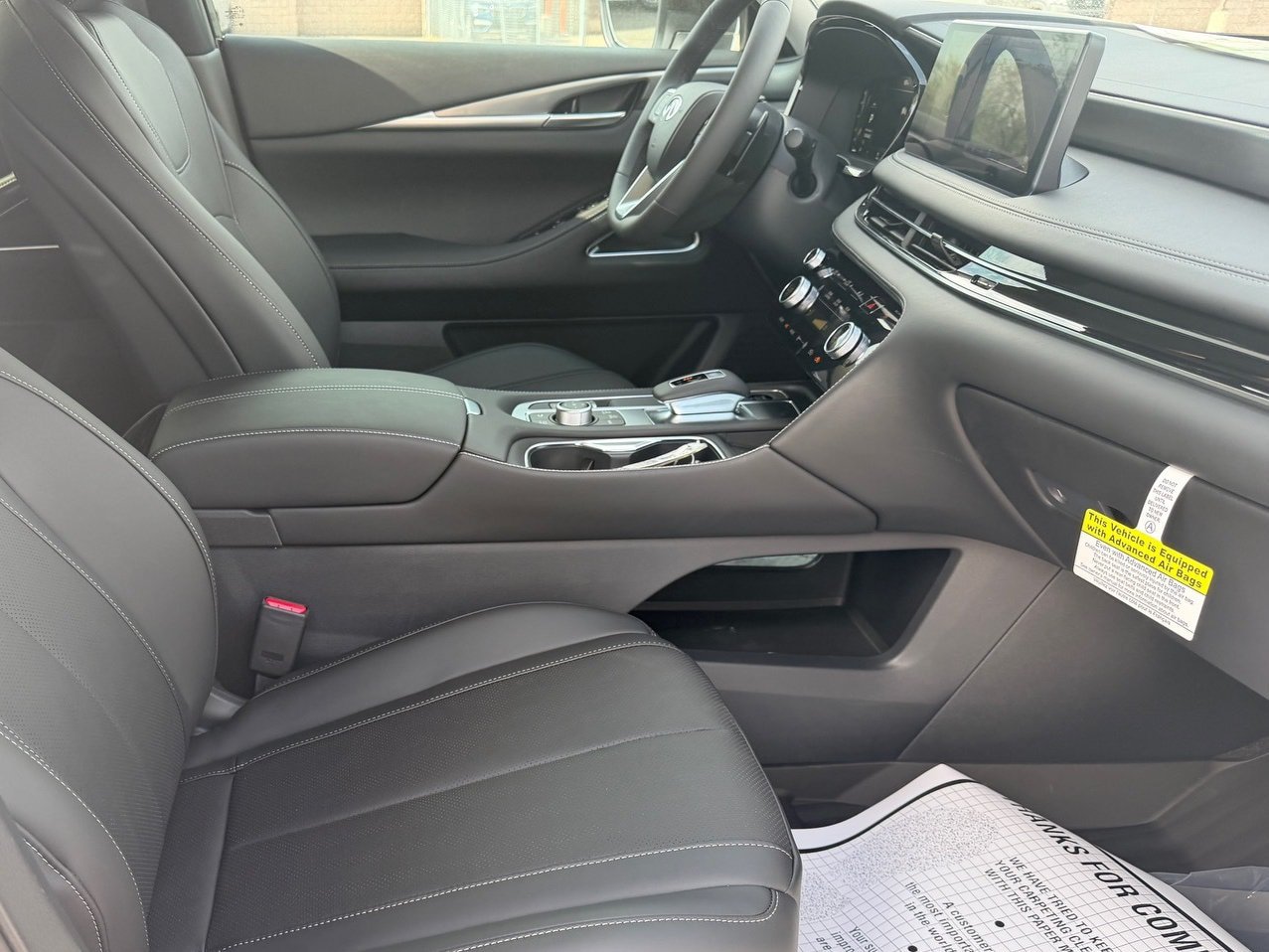 New 2027 INFINITI QX60 Luxe FWD image 12