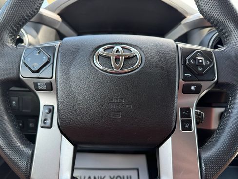 Used 2022 Toyota Tacoma SR5 AWD/4WD image 16