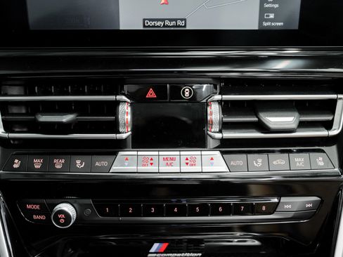 Used 2022 BMW M8 Competition image 23