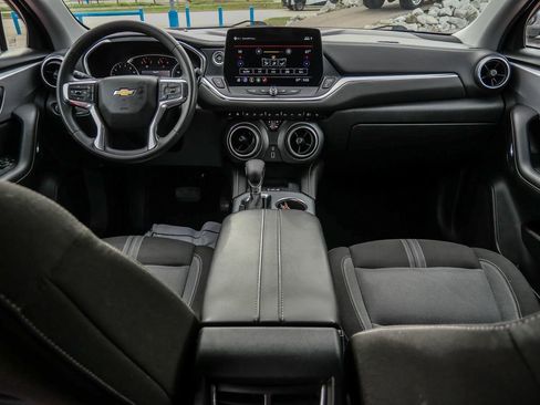 Used 2023 Chevrolet Blazer LT w/ Convenience Package FWD image 22