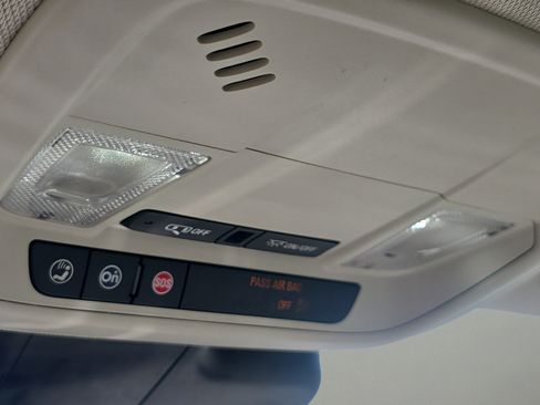 Used 2023 Chevrolet Malibu LT FWD image 27