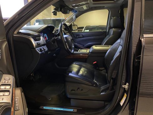 Used 2016 Chevrolet Suburban LTZ image 24