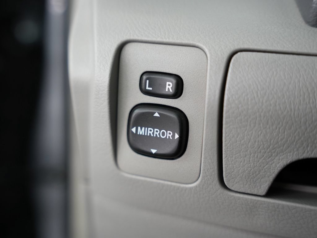 Used 2009 Toyota Camry SE FWD image 45