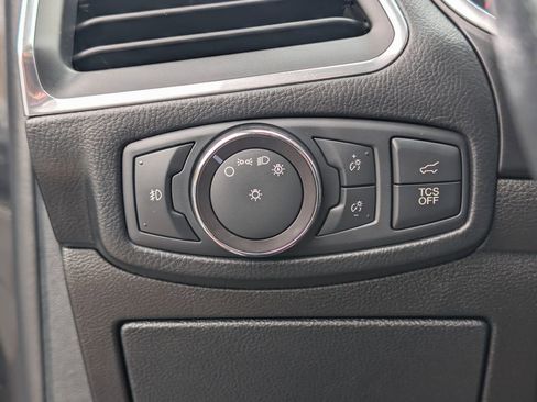 Used 2019 Ford Edge Titanium w/ Equipment Group 301A FWD image 39